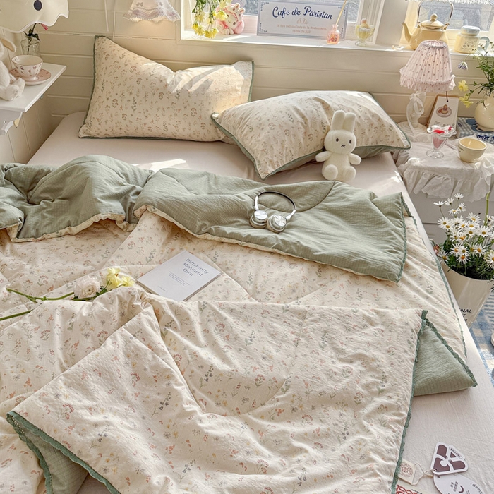 91家纺网 家纺一手货源 找家纺 优承佳生活馆 2026新款云感双层纱抗菌夏被夏凉被空调被 浅草花语