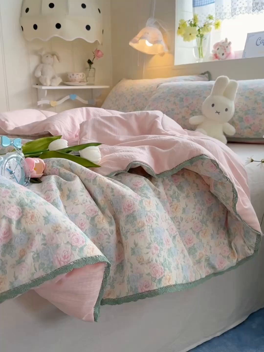 91家纺网 家纺一手货源 找家纺 优承佳生活馆 2026新款云感双层纱抗菌夏被夏凉被空调被 春芽浅漾