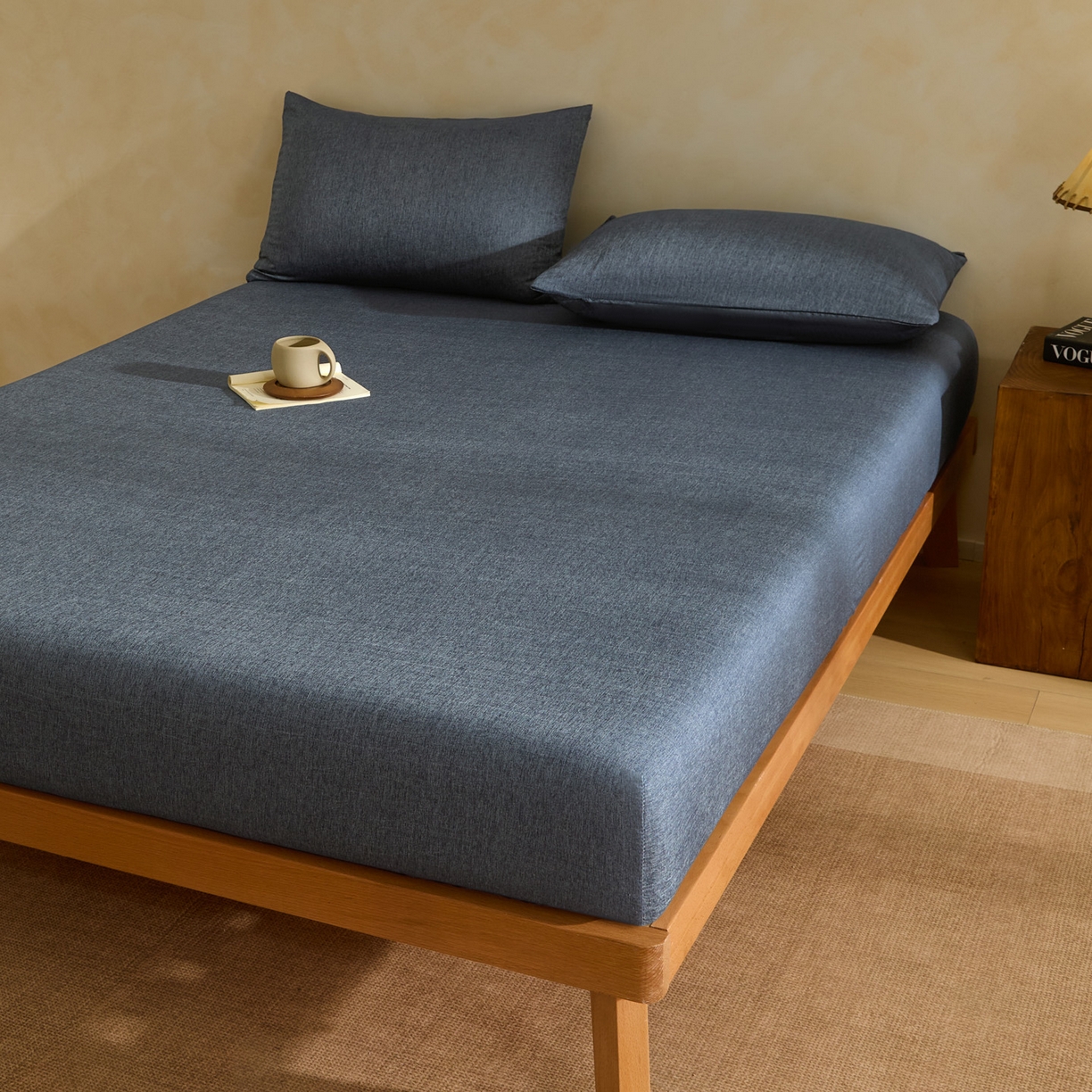 91家纺网 家纺一手货源 找家纺 衿成家纺 2026春夏新款竹纤维床笠凉感纹理感单床笠 床笠单件 竹纤维-深蓝