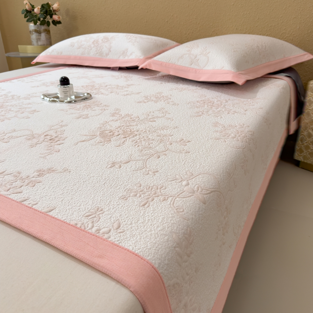 91家纺网 家纺一手货源 找家纺 孩子王家纺 2026新款夏天冰丝A类母婴级凉感值过0.21冰豆豆家用凉席子夏季-思琳娜 思琳娜-冰粉