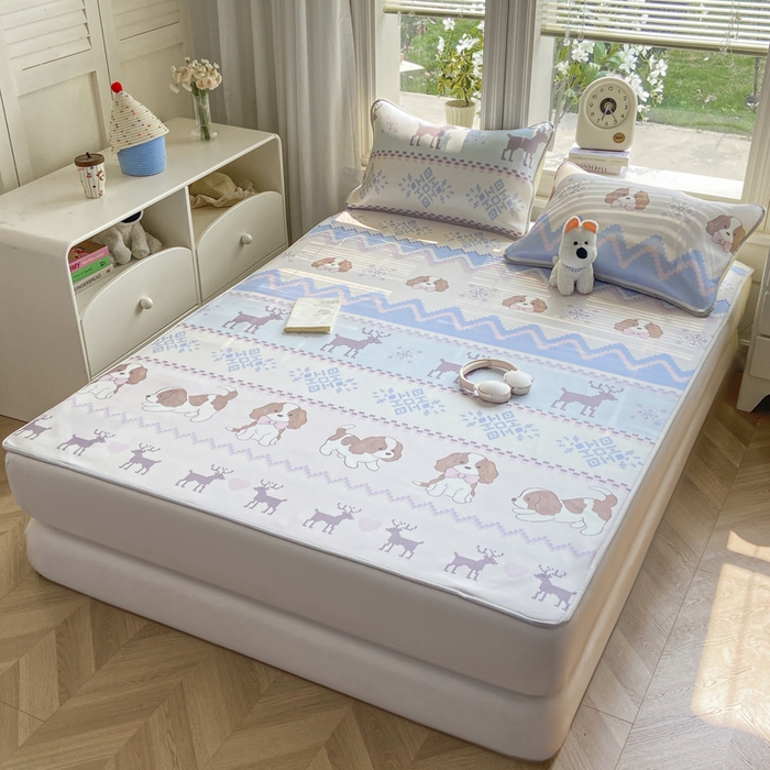 91家纺网 家纺一手货源 找家纺 麋兔 2026新款凉感小冰皮软席席子凉席 鹿犬小森林