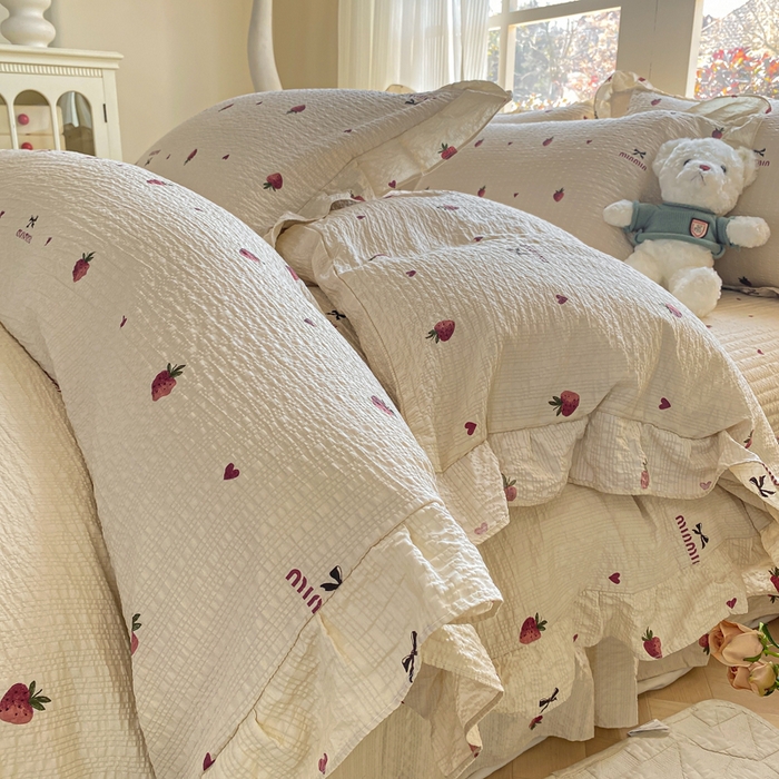 91家纺网 家纺一手货源 找家纺 （总）昊川家纺 2026新款奶芙双层纱皱皱纱小清新多功能韩版花边床盖四件套