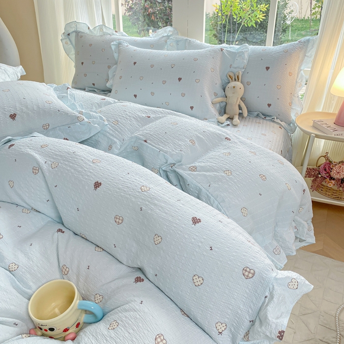 91家纺网 家纺一手货源 找家纺 昊川家纺 2026新款奶芙双层纱皱皱纱小清新多功能韩版花边床盖四件套 爱心气球-蓝