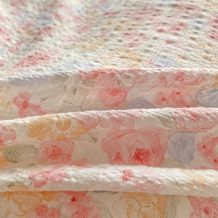 91家纺网 家纺一手货源 找家纺 昊川家纺 2026新款奶芙双层纱皱皱纱小清新多功能韩版花边床盖四件套 春日来信