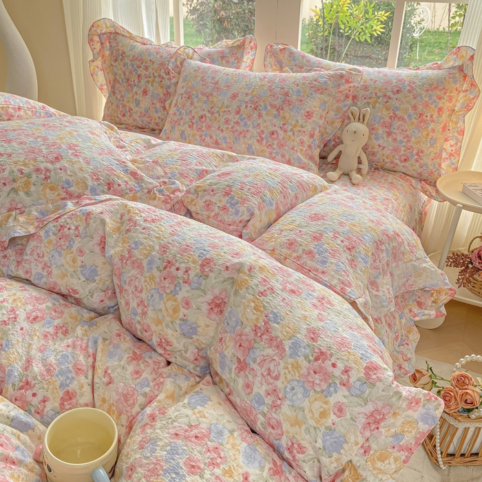 91家纺网 家纺一手货源 找家纺 昊川家纺 2026新款奶芙双层纱皱皱纱小清新多功能韩版花边床盖四件套 春日来信