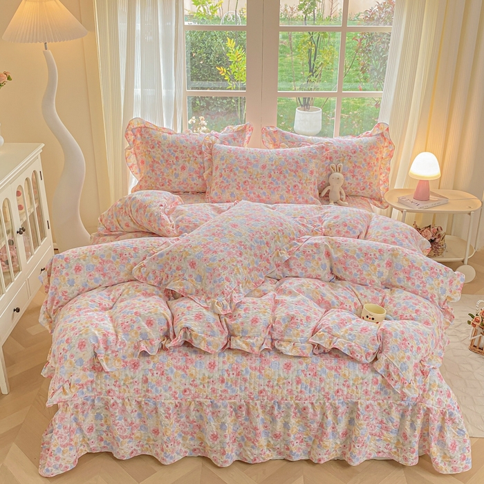 91家纺网 家纺一手货源 找家纺 昊川家纺 2026新款奶芙双层纱皱皱纱小清新多功能韩版花边床盖四件套 春日来信