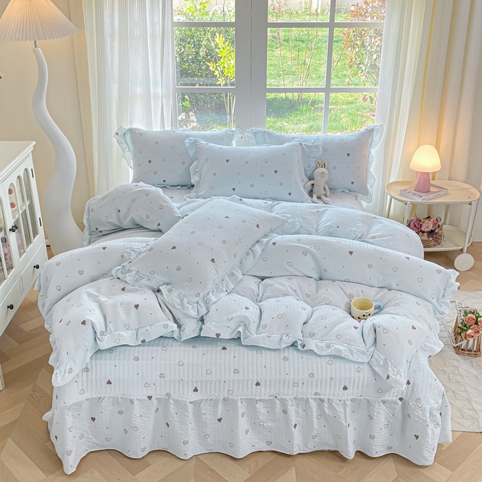 91家纺网 家纺一手货源 找家纺 昊川家纺 2026新款奶芙双层纱皱皱纱小清新多功能韩版花边床盖四件套 爱心气球-蓝