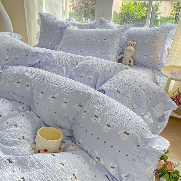 91家纺网 家纺一手货源 找家纺 昊川家纺 2026新款奶芙双层纱皱皱纱小清新多功能韩版花边床盖四件套 温柔兔-蓝