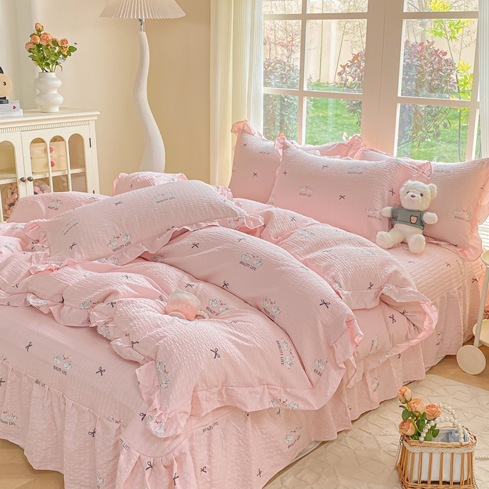 91家纺网 家纺一手货源 找家纺 昊川家纺 2026新款奶芙双层纱皱皱纱小清新多功能韩版花边床盖四件套 小天鹅-浅粉