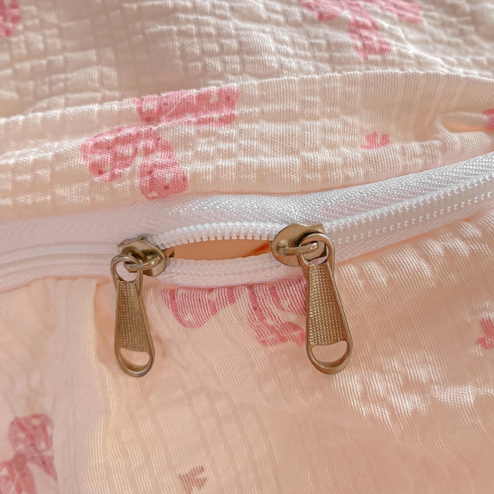 91家纺网 家纺一手货源 找家纺 昊川家纺 2026新款奶芙双层纱皱皱纱小清新多功能韩版花边床盖四件套 蝴蝶结-樱花粉