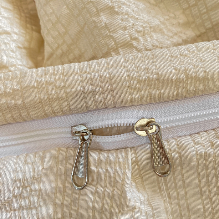 91家纺网 家纺一手货源 找家纺 昊川家纺 2026新款奶芙双层纱皱皱纱小清新多功能韩版花边床盖四件套 草莓日记