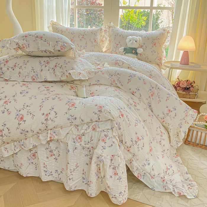 91家纺网 家纺一手货源 找家纺 昊川家纺 2026新款奶芙双层纱皱皱纱小清新多功能韩版花边床盖四件套 倾心-杏粉