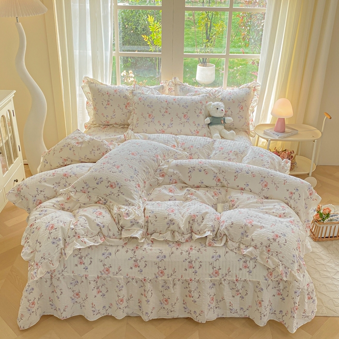 91家纺网 家纺一手货源 找家纺 昊川家纺 2026新款奶芙双层纱皱皱纱小清新多功能韩版花边床盖四件套 倾心-杏粉