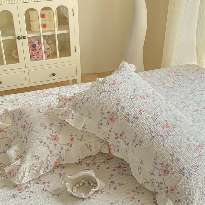 91家纺网 家纺一手货源 找家纺 昊川家纺 2026新款奶芙双层纱皱皱纱小清新多功能韩版花边床盖四件套 倾心-杏粉