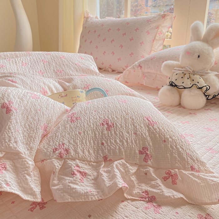 91家纺网 家纺一手货源 找家纺 昊川家纺 2026新款奶芙双层纱皱皱纱小清新多功能韩版花边床盖四件套 蝴蝶结-樱花粉