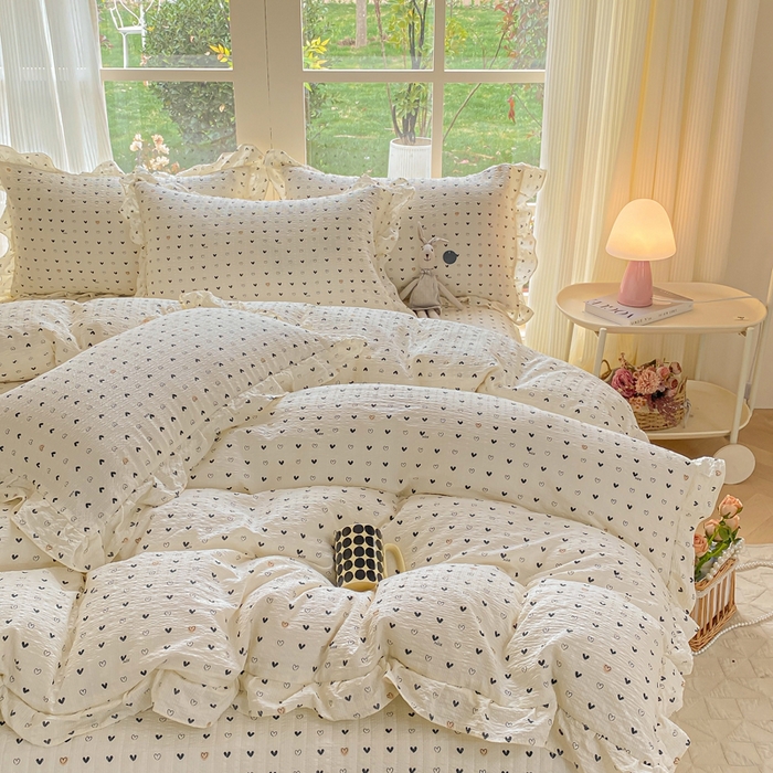 91家纺网 家纺一手货源 找家纺 昊川家纺 2026新款奶芙双层纱皱皱纱小清新多功能韩版花边床盖四件套 心动