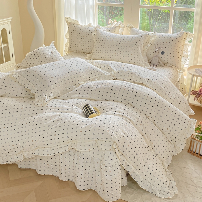 91家纺网 家纺一手货源 找家纺 昊川家纺 2026新款奶芙双层纱皱皱纱小清新多功能韩版花边床盖四件套 心动