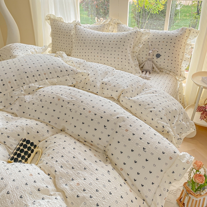 91家纺网 家纺一手货源 找家纺 昊川家纺 2026新款奶芙双层纱皱皱纱小清新多功能韩版花边床盖四件套 心动