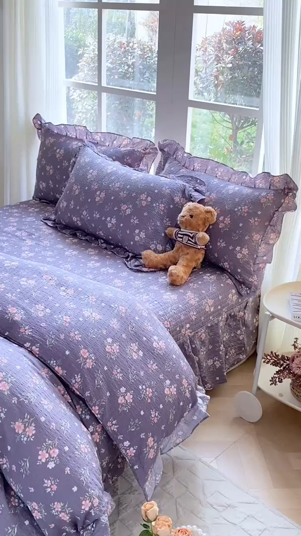 91家纺网 家纺一手货源 找家纺 昊川家纺 2026新款奶芙双层纱皱皱纱小清新多功能韩版花边床盖四件套 花漾-紫