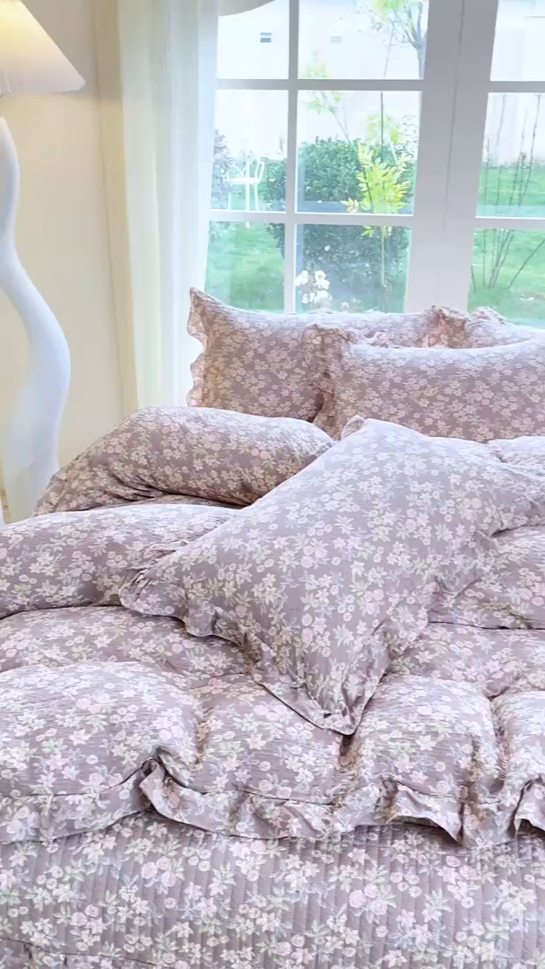 91家纺网 家纺一手货源 找家纺 昊川家纺 2026新款奶芙双层纱皱皱纱小清新多功能韩版花边床盖四件套 桔园晚香