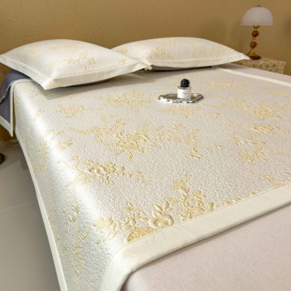 91家纺网 家纺一手货源 找家纺 孩子王家纺 2026新款夏天冰丝A类母婴级凉感值过0.21冰豆豆家用凉席子夏季-思琳娜 思琳娜-淡黄