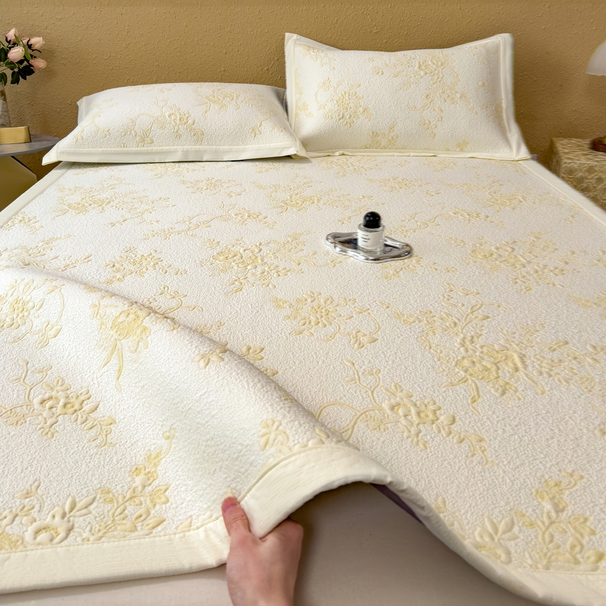 91家纺网 家纺一手货源 找家纺 孩子王家纺 2026新款夏天冰丝A类母婴级凉感值过0.21冰豆豆家用凉席子夏季-思琳娜 思琳娜-淡黄