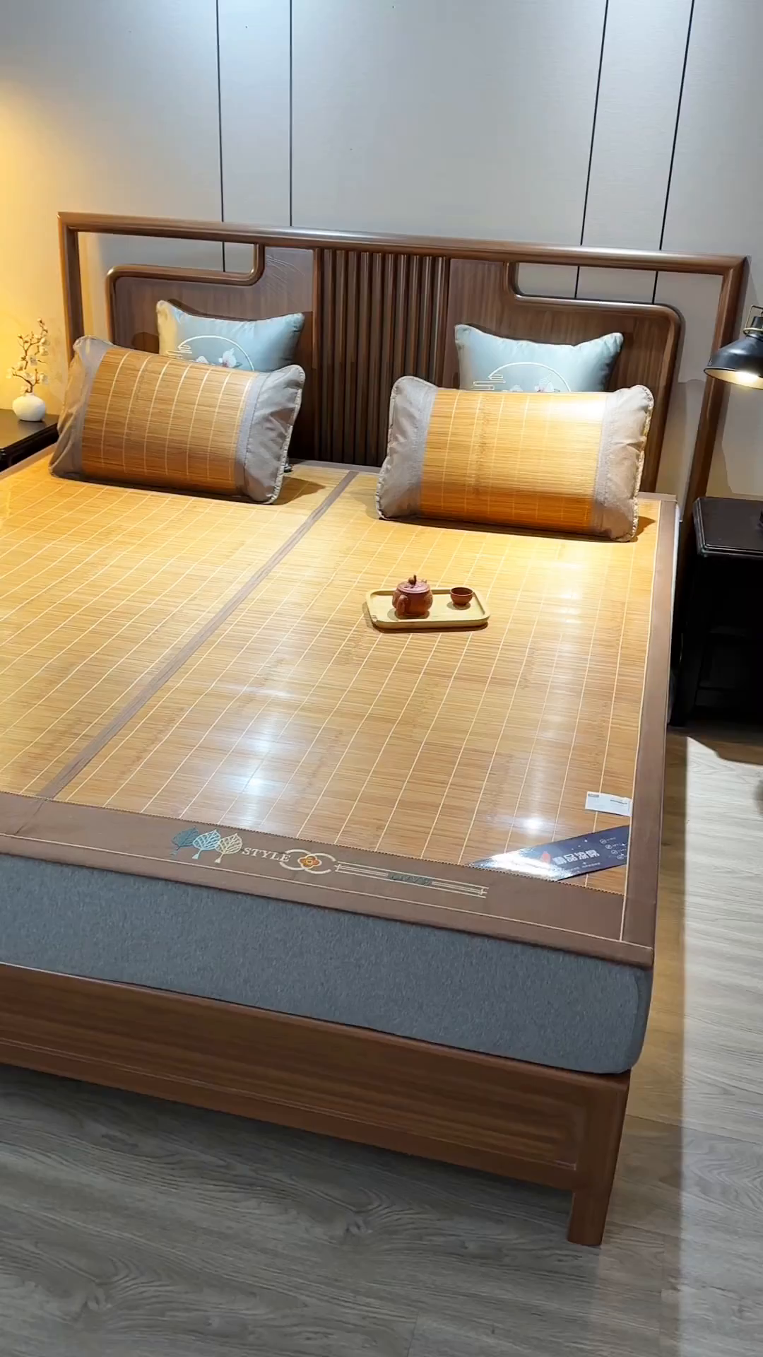 91家纺网 家纺一手货源 找家纺 鸣创 2026新款竹席凉席冰丝席碳化双面竹凉席草席藤席 金枝玉叶