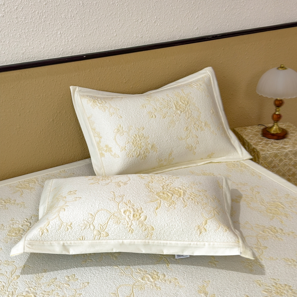 91家纺网 家纺一手货源 找家纺 孩子王家纺 2026新款夏天冰丝A类母婴级凉感值过0.21冰豆豆家用凉席子夏季-思琳娜 思琳娜-淡黄