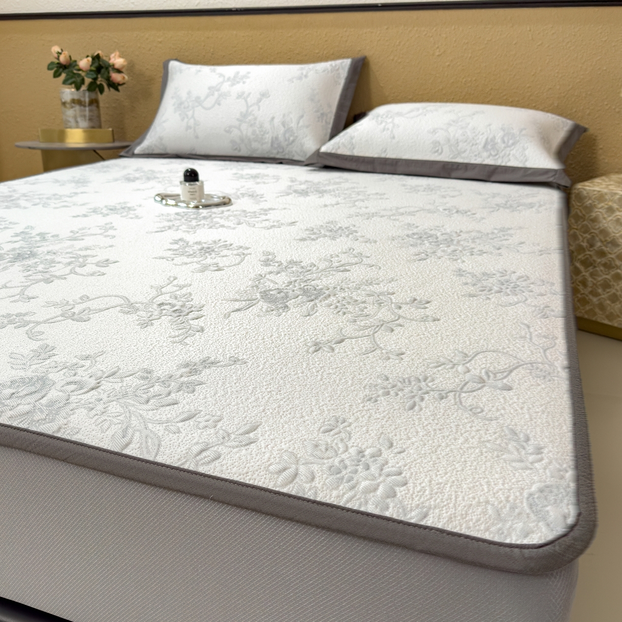 91家纺网 家纺一手货源 找家纺 孩子王家纺 2026新款夏天冰丝A类母婴级凉感值过0.21冰豆豆家用凉席子夏季-思琳娜 思琳娜-淡蓝