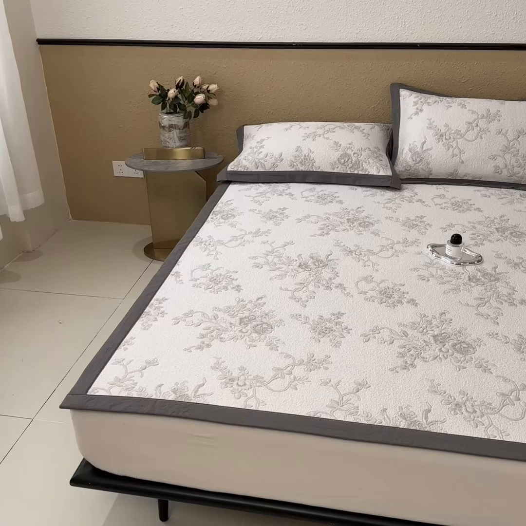 91家纺网 家纺一手货源 找家纺 孩子王家纺 2026新款夏天冰丝A类母婴级凉感值过0.21冰豆豆家用凉席子夏季-思琳娜 思琳娜-淡蓝