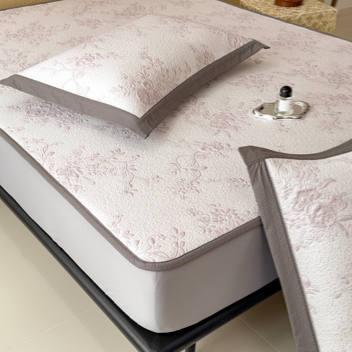 91家纺网 家纺一手货源 找家纺 孩子王家纺 2026新款夏天冰丝A类母婴级凉感值过0.21冰豆豆家用凉席子夏季-思琳娜 思琳娜-淡雅紫