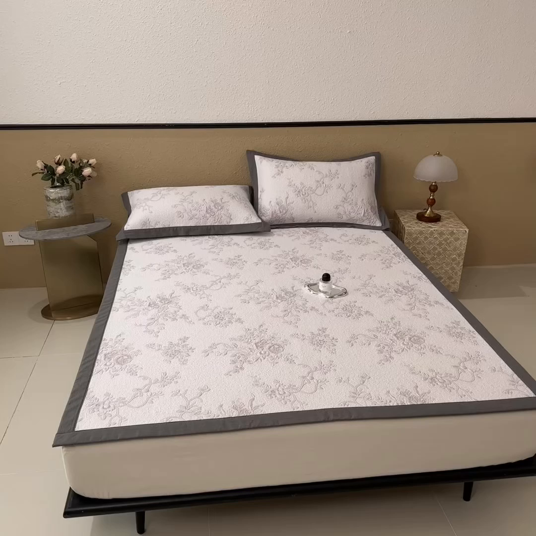 91家纺网 家纺一手货源 找家纺 孩子王家纺 2026新款夏天冰丝A类母婴级凉感值过0.21冰豆豆家用凉席子夏季-思琳娜 思琳娜-淡雅紫