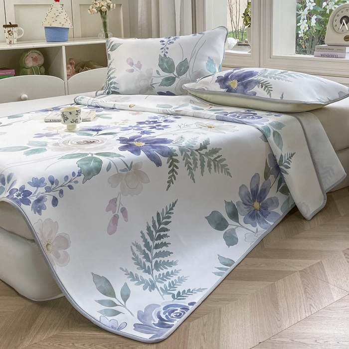 91家纺网 家纺一手货源 找家纺 麋兔 2026新款凉感小冰皮软席席子凉席 雾蓝花屿