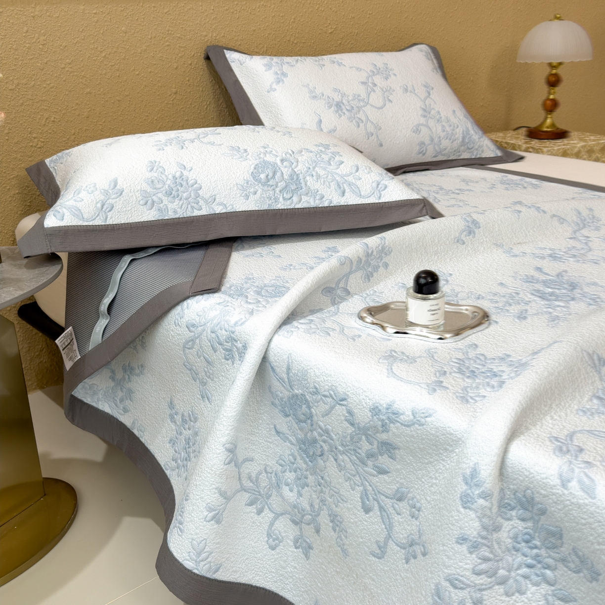 91家纺网 家纺一手货源 找家纺 孩子王家纺 2026新款夏天冰丝A类母婴级凉感值过0.21冰豆豆家用凉席子夏季-思琳娜 思琳娜-天空蓝