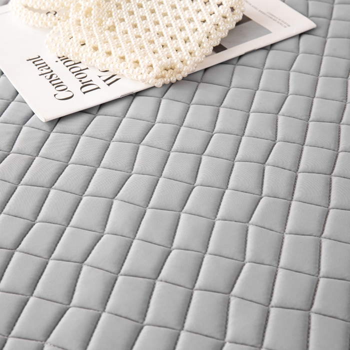 91家纺网 家纺一手货源 找家纺 麋兔 2026新款刺绣纯色氨纶凉感乳胶席子凉席 高级灰