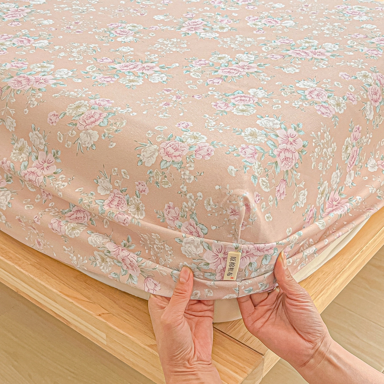 91家纺网 家纺一手货源 找家纺 韩巢家纺 2026新款老粗布床笠春夏季凉席席子热销款防滑床笠单件 爱如星辰【老粗布】