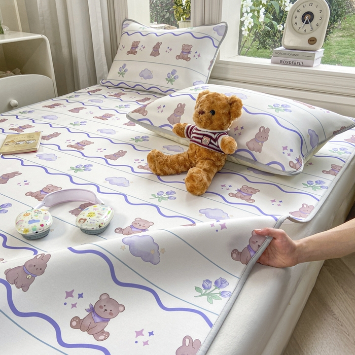 91家纺网 家纺一手货源 找家纺 麋兔 2026新款凉感小冰皮软席席子凉席 云间小熊