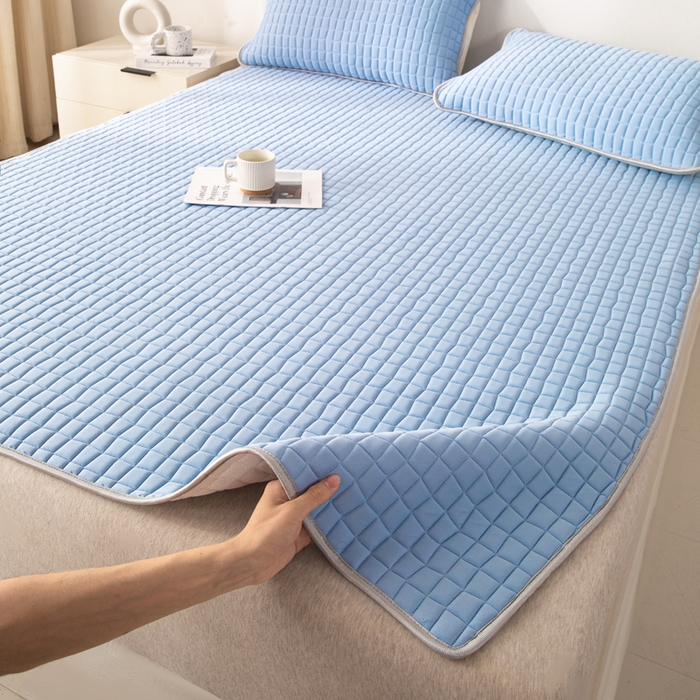 91家纺网 家纺一手货源 找家纺 麋兔 2026新款刺绣纯色氨纶凉感乳胶席子凉席 海军蓝