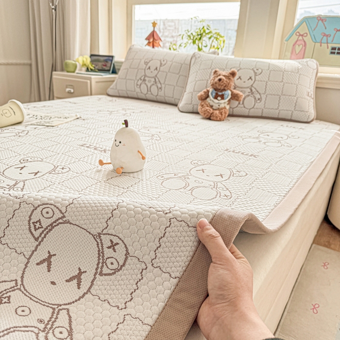 91家纺网 家纺一手货源 找家纺 家喜爱 2026新款冰感豆豆软凉席-高克重 不起球【可提供买家秀】 LUCK小冰熊-咖