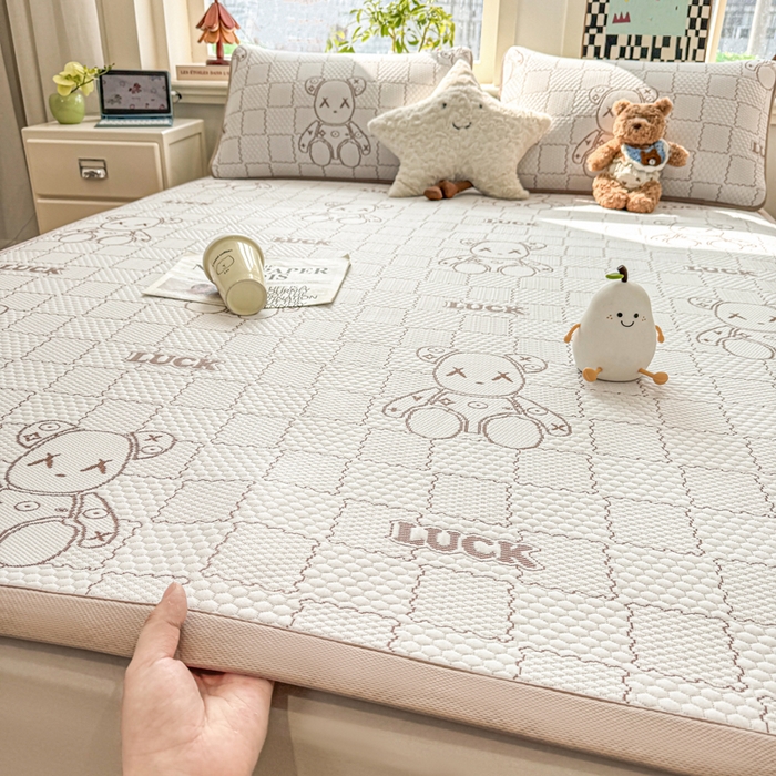 91家纺网 家纺一手货源 找家纺 家喜爱 2026新款冰感豆豆软凉席-高克重 不起球【可提供买家秀】 LUCK小冰熊-咖