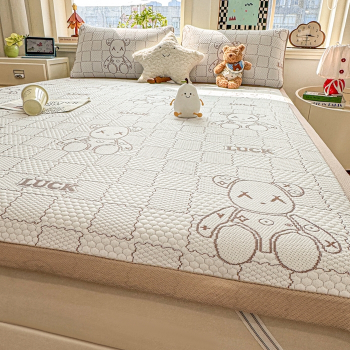 91家纺网 家纺一手货源 找家纺 家喜爱 2026新款冰感豆豆软凉席-高克重 不起球【可提供买家秀】 LUCK小冰熊-咖