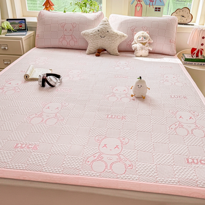 91家纺网 家纺一手货源 找家纺 家喜爱 2026新款冰感豆豆软凉席-高克重 不起球【可提供买家秀】 LUCK小冰熊-粉