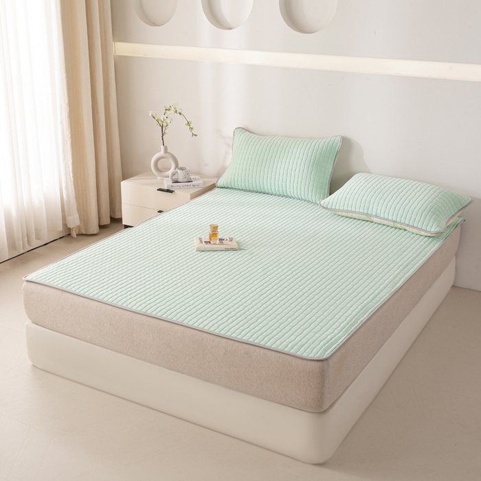 91家纺网 家纺一手货源 找家纺 麋兔 2026新款刺绣纯色氨纶凉感乳胶席子凉席 浅兰