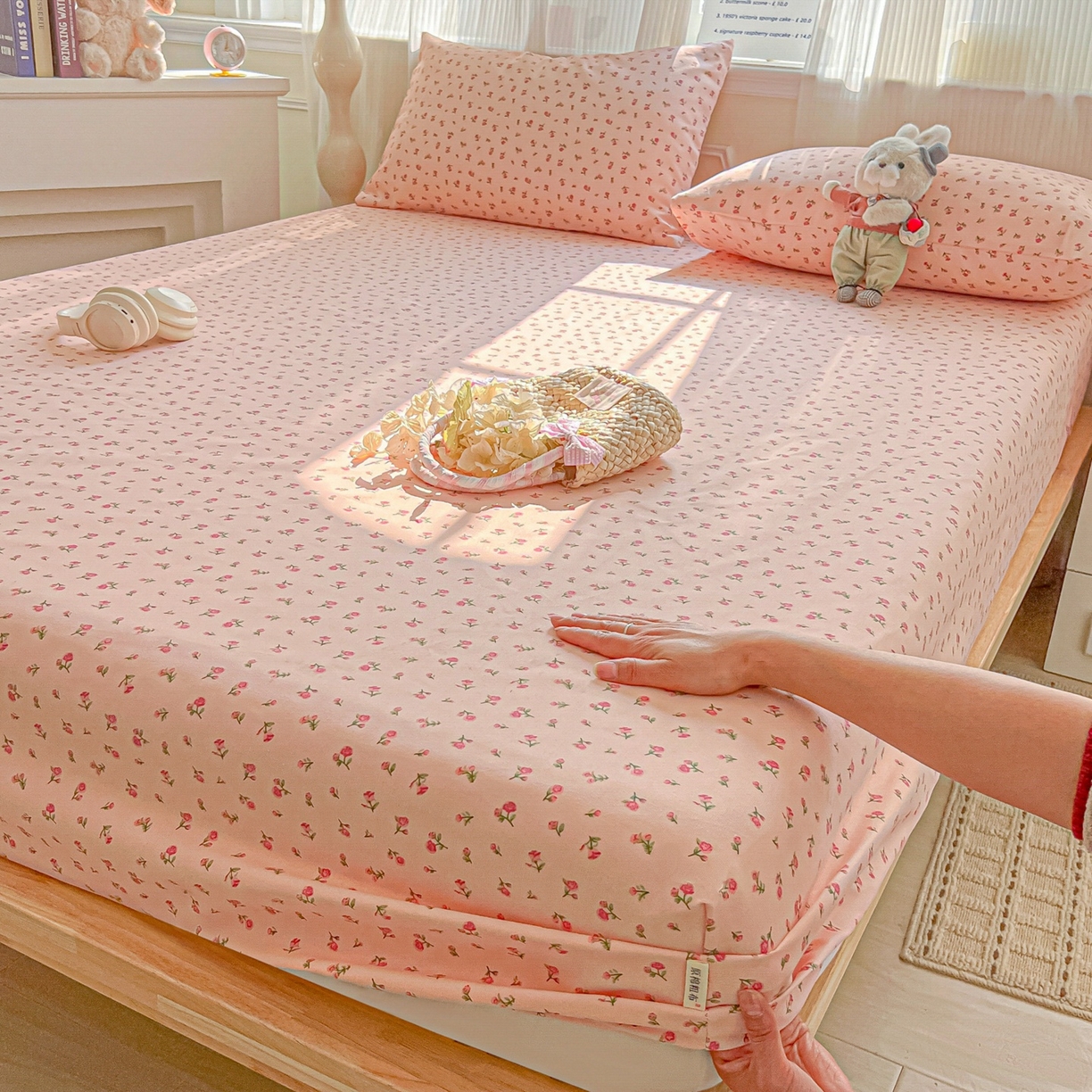 91家纺网 家纺一手货源 找家纺 韩巢家纺 2026新款老粗布床笠春夏季凉席席子热销款防滑床笠单件 花语【老粗布】