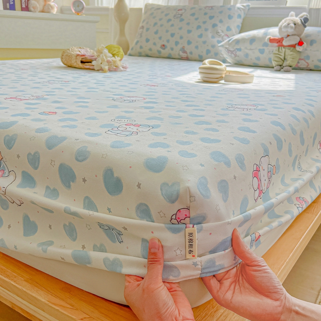 91家纺网 家纺一手货源 找家纺 韩巢家纺 2026新款老粗布床笠春夏季凉席席子热销款防滑床笠单件 蓝心凯蒂【老粗布】