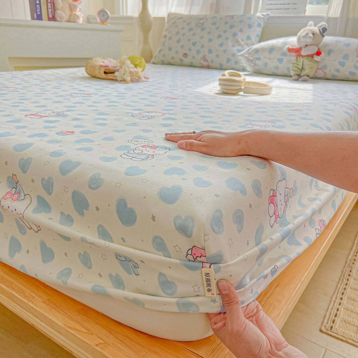 91家纺网 家纺一手货源 找家纺 韩巢家纺 2026新款老粗布床笠春夏季凉席席子热销款防滑床笠单件 蓝心凯蒂【老粗布】