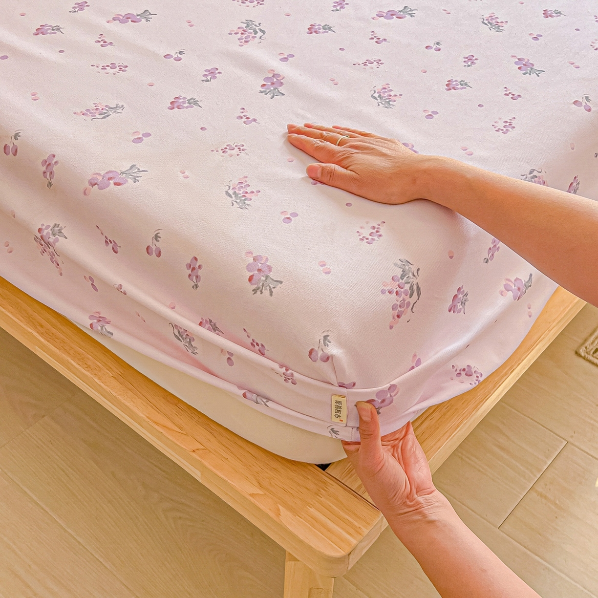 91家纺网 家纺一手货源 找家纺 韩巢家纺 2026新款老粗布床笠春夏季凉席席子热销款防滑床笠单件 葡萄七分甜【老粗布】