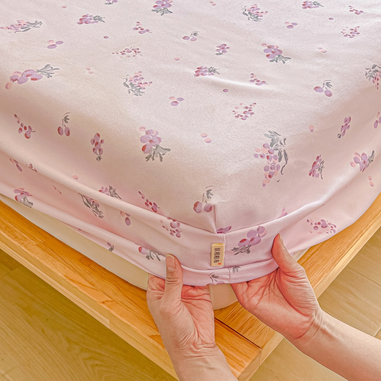 91家纺网 家纺一手货源 找家纺 韩巢家纺 2026新款老粗布床笠春夏季凉席席子热销款防滑床笠单件 葡萄七分甜【老粗布】