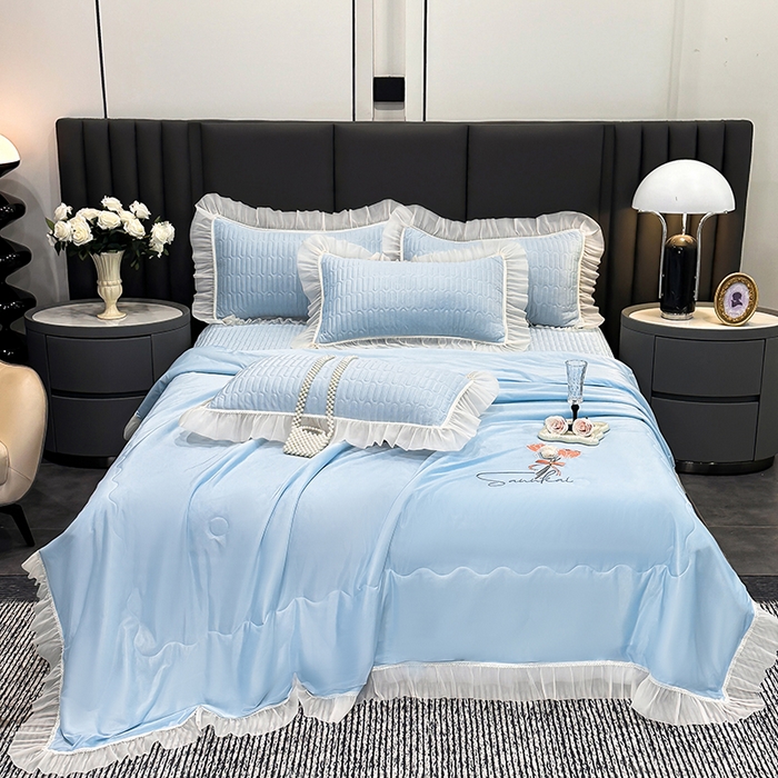 91家纺网 家纺一手货源 找家纺 妮恒美家纺 2026新款凉感丝夏被床盖款四件套 玫瑰之恋-海蓝灰