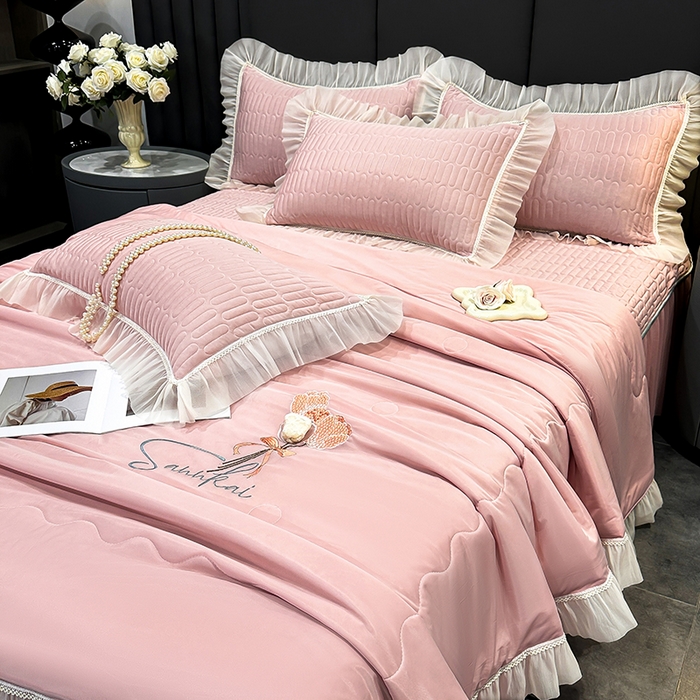 91家纺网 家纺一手货源 找家纺 妮恒美家纺 2026新款凉感丝夏被床盖款四件套 玫瑰之恋-初恋玉